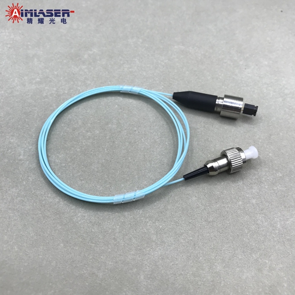 单模保偏光纤耦合激光器